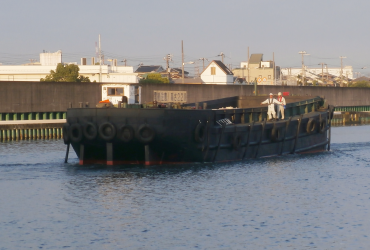 はしけの長所 幅が狭い河